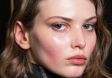 Está lloviendo toda la semana y aquí tienes los productos anti-frizz que necesitas para tener un cabello perfecto